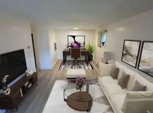 23 Downes Ave #1A, Prince Edward County, ON K0K 2T0