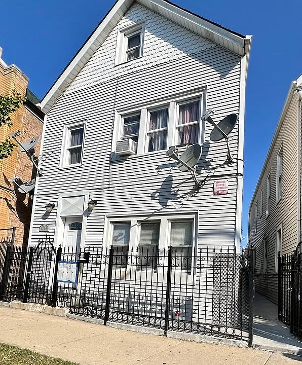 5714 W Grand Ave #2R