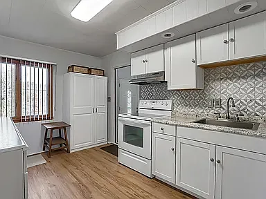 62 Goshen Ave — Photo 4