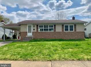 833 Gunnison Rd, York, PA 17404