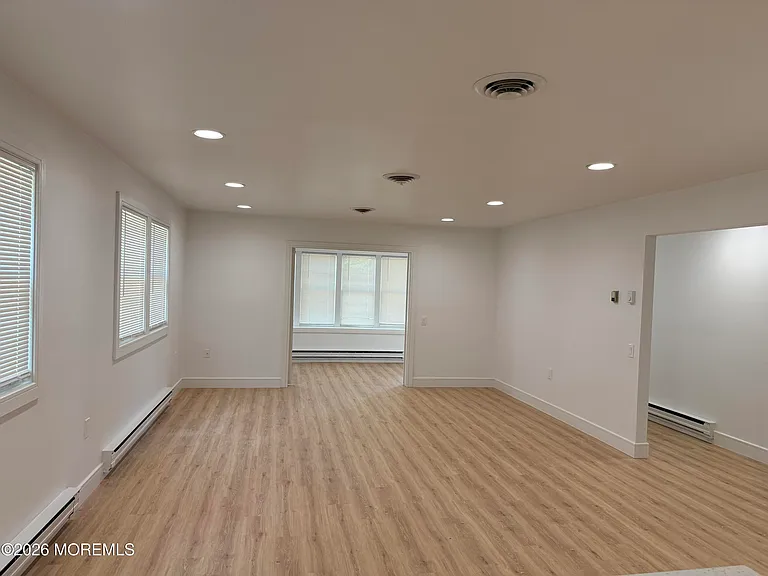 12 Juniper Ln #B — Photo 8