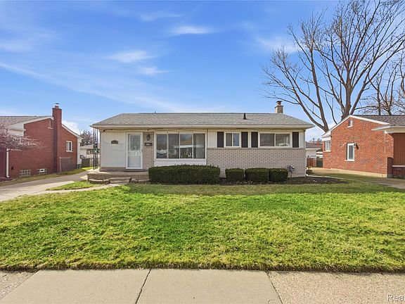 2nd image of 25317 Wagner Ave