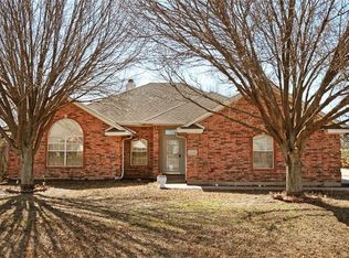 2508 Caddo Trl, Sanger, TX 76266