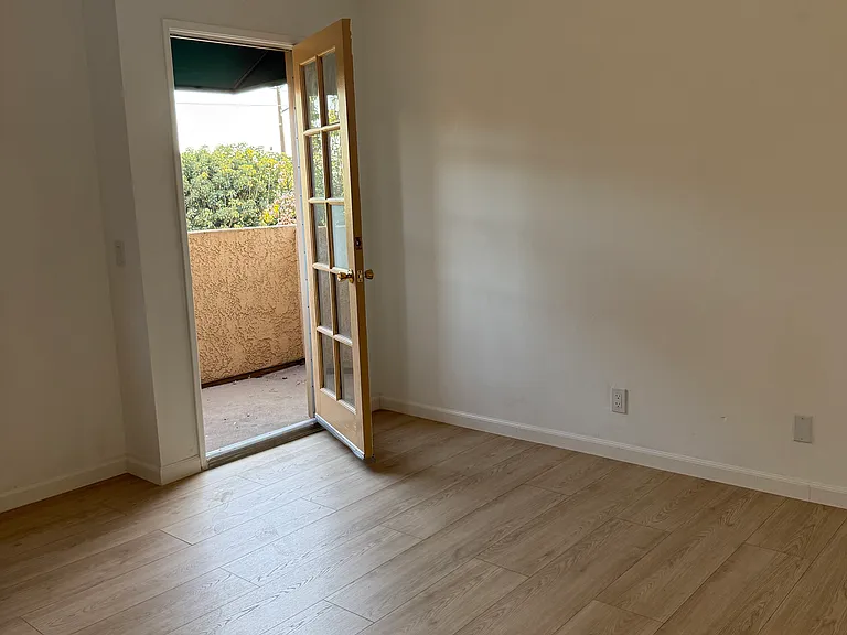 Bedroom 3 (upstairs) balcony