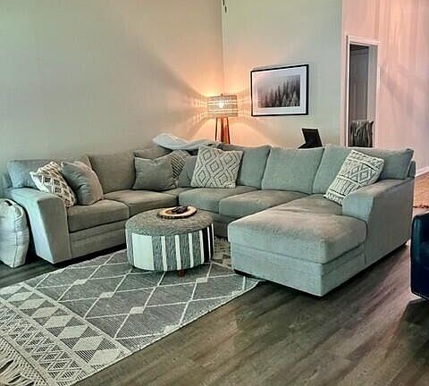4th image of 2146 Sylvan Lake Drive
