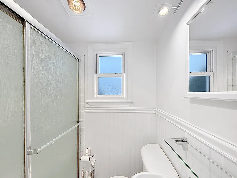 839 Pond View Rd — Photo 16