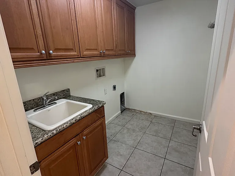 649 W Viento St — Photo 8