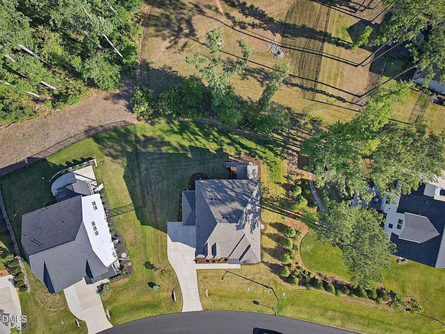 5 bed, 4.0 bath, $4,000 — Photo 4