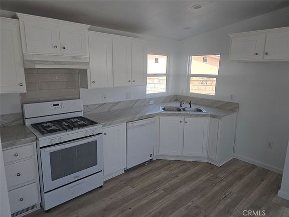 5th image of 13096 Blackbird St Spc 164