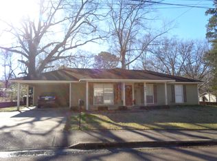 401 Lucas St, Kosciusko, MS 39090