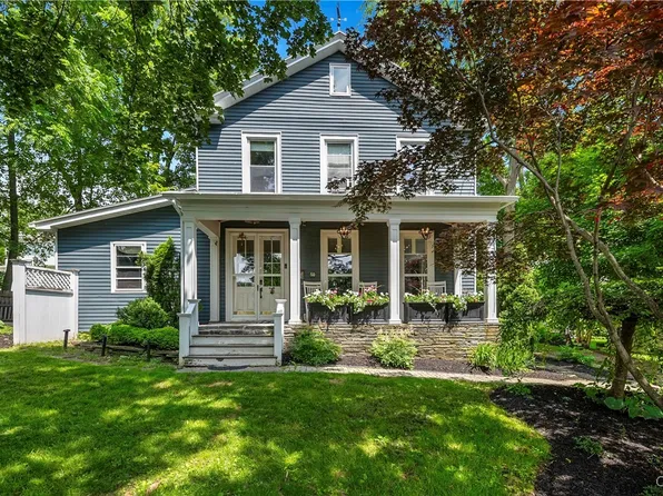 60 Jordan St, Skaneateles, NY 13152