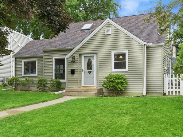 253 Washburn Ave N, Minneapolis, MN 55405