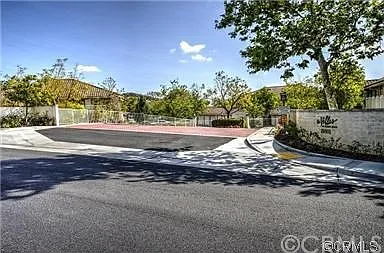 2 bed, 850 sqft, $2,850 — Photo 1