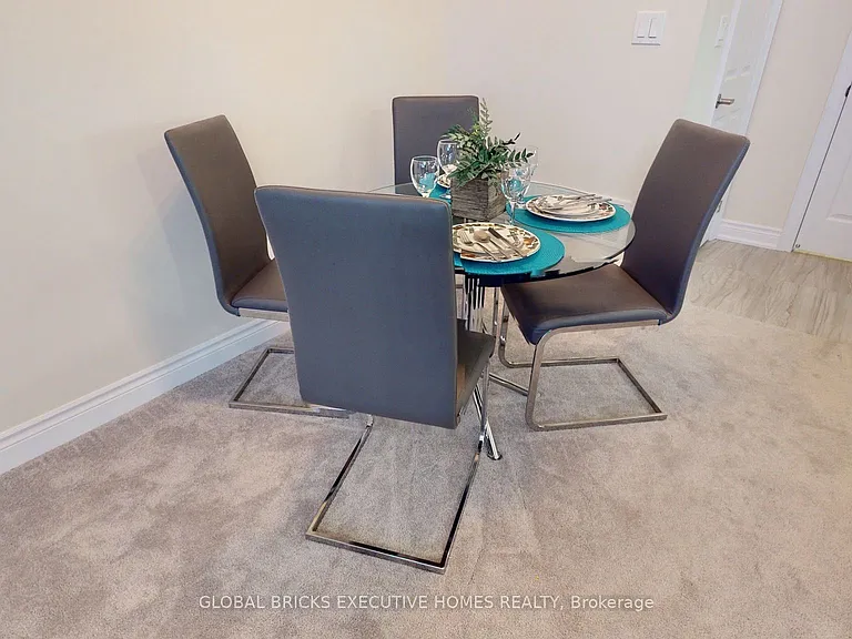 1124 Baltic Ln — Photo 33
