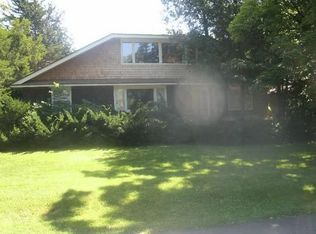 142 Hullcrest Ln, Shelburne, VT 05482