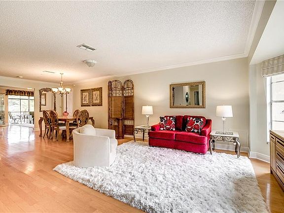 2nd image of 1813 Highland Club Ln