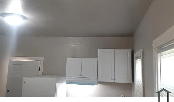 3030 N Palmer St — Photo 8