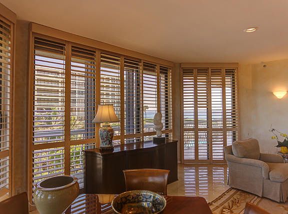 Home For Sale In Sloans Curve