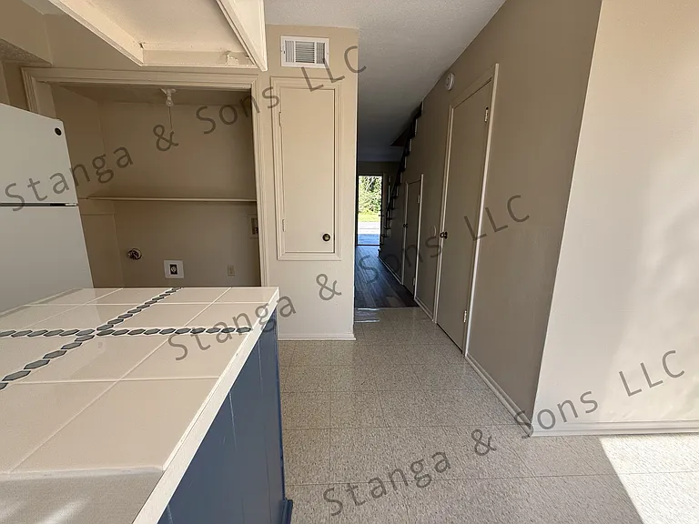 104 Michelle Pl #D — Photo 11