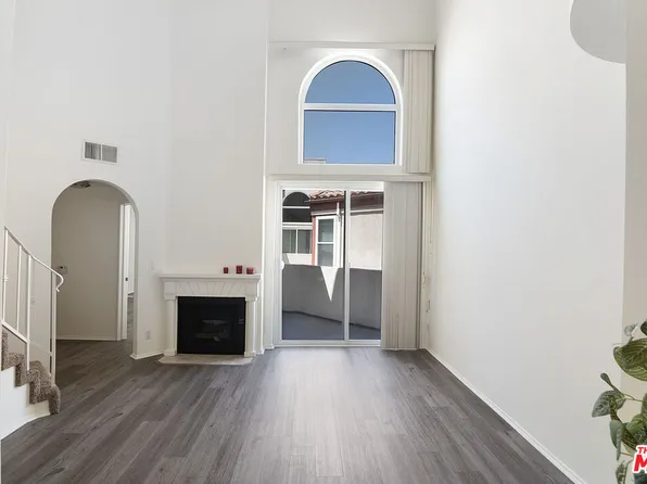 620 S Gramercy Pl APT 439, Los Angeles, CA 90005