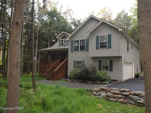 176 Sir Bradford Rd, Blakeslee, PA 18610