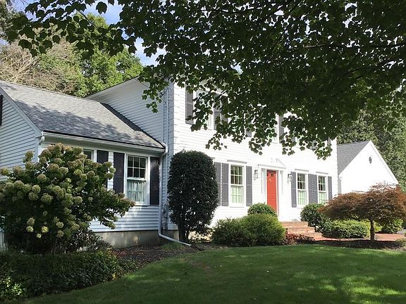 2nd image of 60 Cedar Crest Dr
