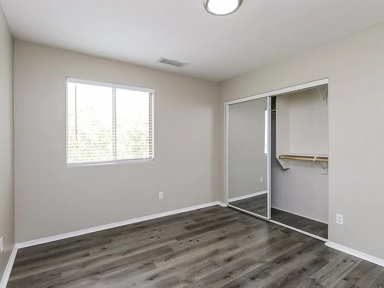 41538 N Salix Dr — Photo 12
