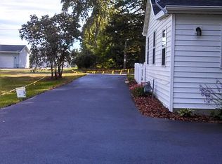 1006 Bailey Rd, Delavan, WI 53115