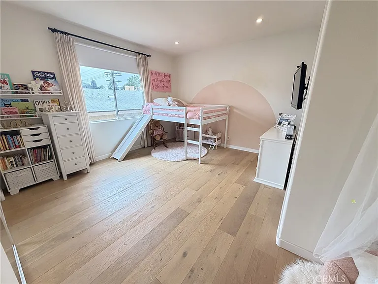 4970 Kester Ave #10 — Photo 12