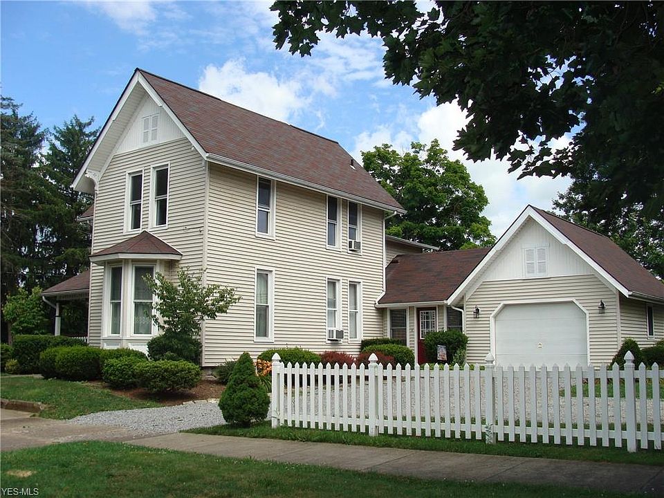 1st image of 327 Somer St