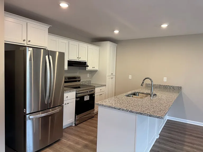 209 Mountaindale Dr — Photo 8