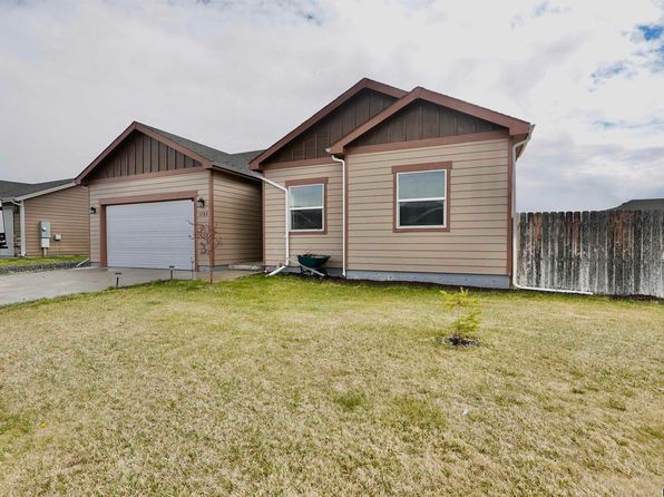 1723 Kalina Trl, Bar Nunn, WY 82601