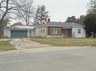 261 N Norman St, Barryton, MI 49305