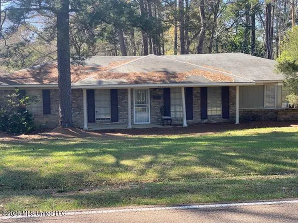 5101 Watkins Dr, Jackson, MS 39206