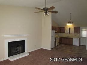 2nd image of 1906 Tiffany Dr