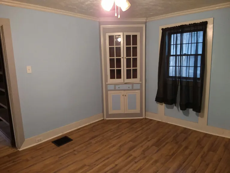 238 N Main St — Photo 7