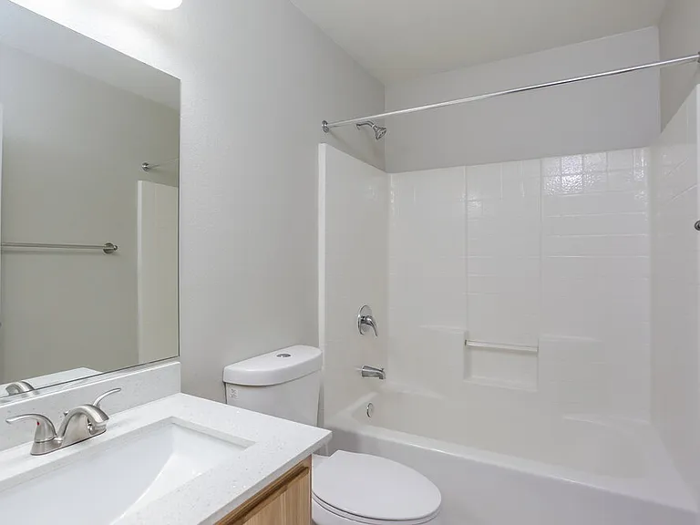 3020 Honeysuckle Ave — Photo 14