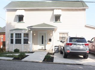 4 Hillcrest Ave, Burgettstown, PA 15021