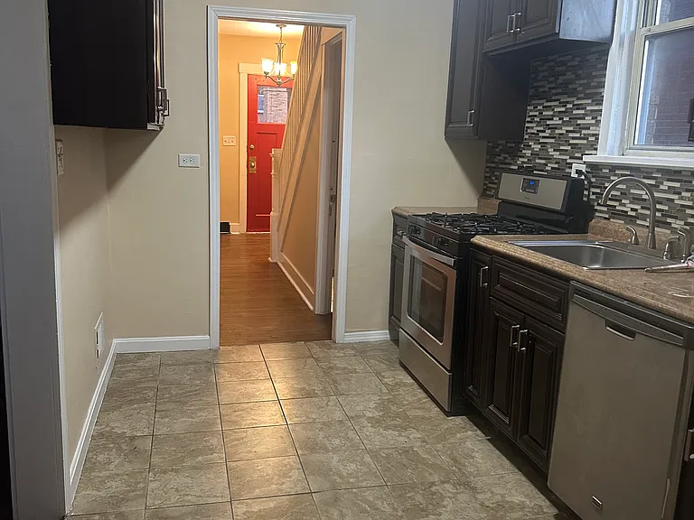 2945 Churchview Ave — Photo 21