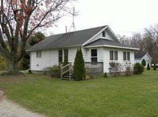 1379 Miners Rd, Saint Joseph, MI 49085