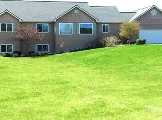 859 Shamrock Ln, Traverse City, MI