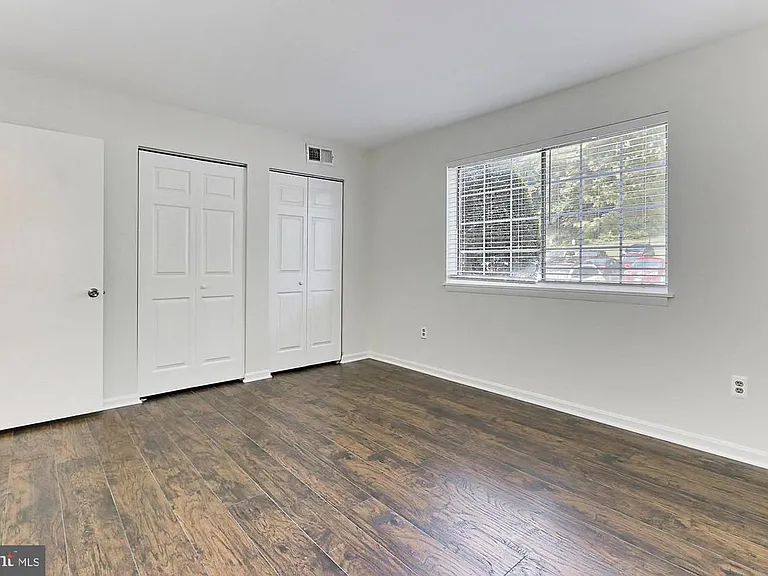 1533 Colonial Dr #101 — Photo 11