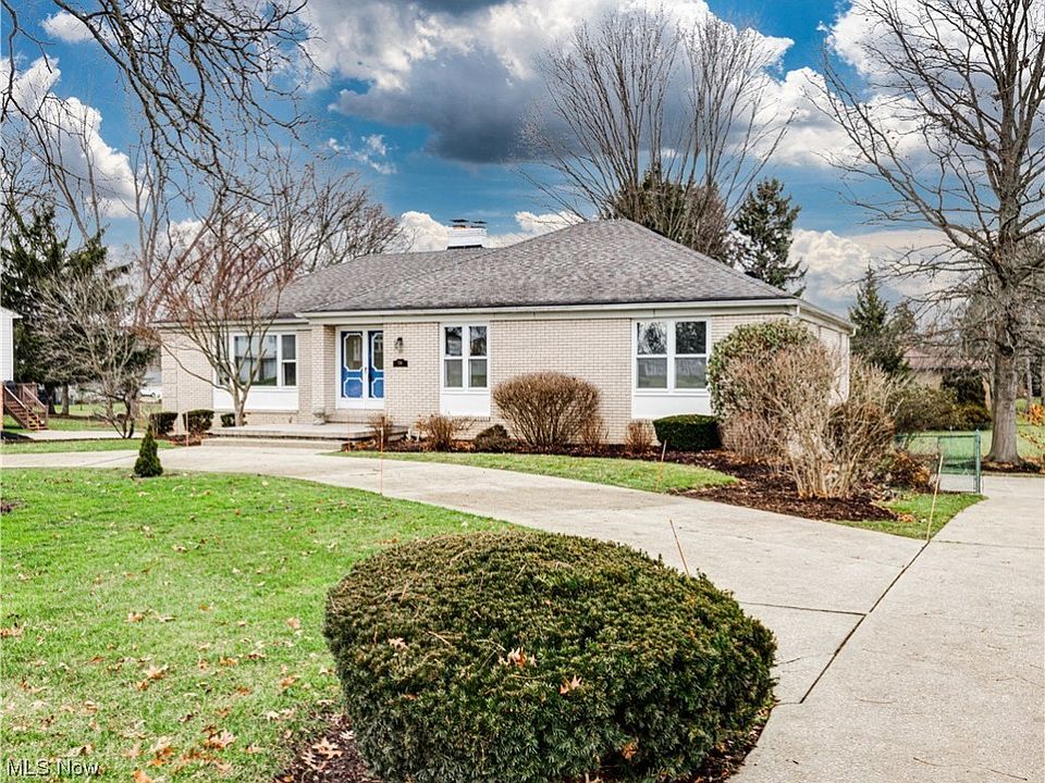 1st image of 719 Brookpark Dr