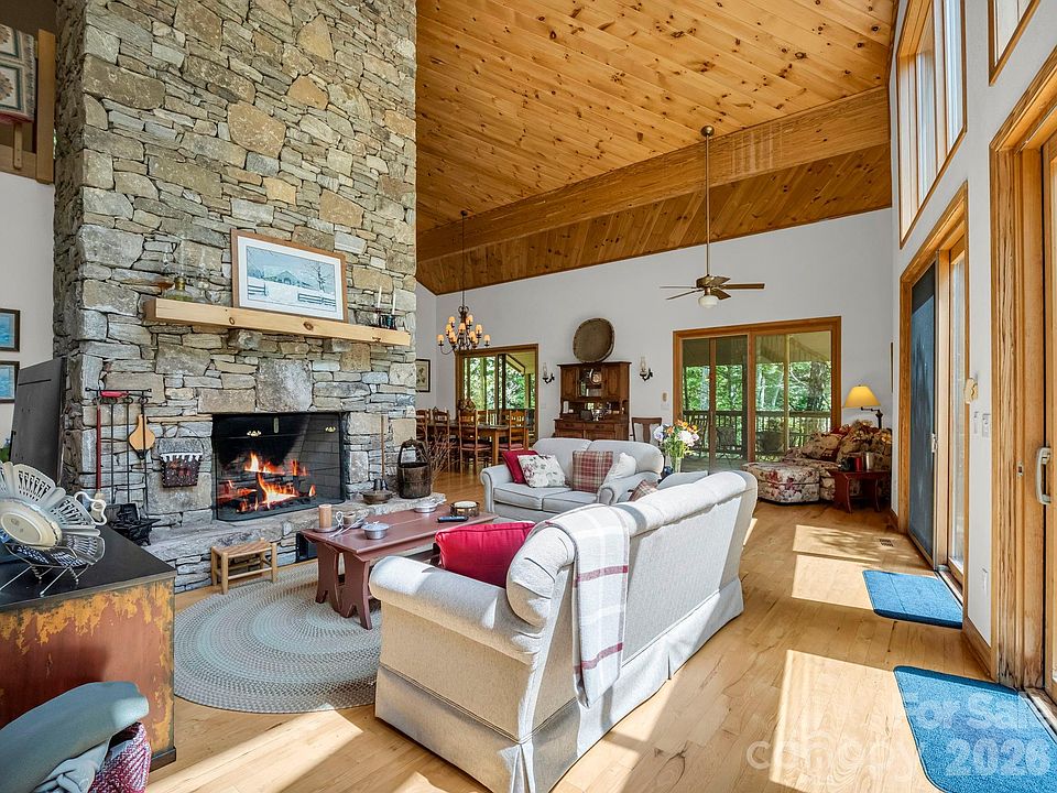 1st image of 366 Summer Haven Rd