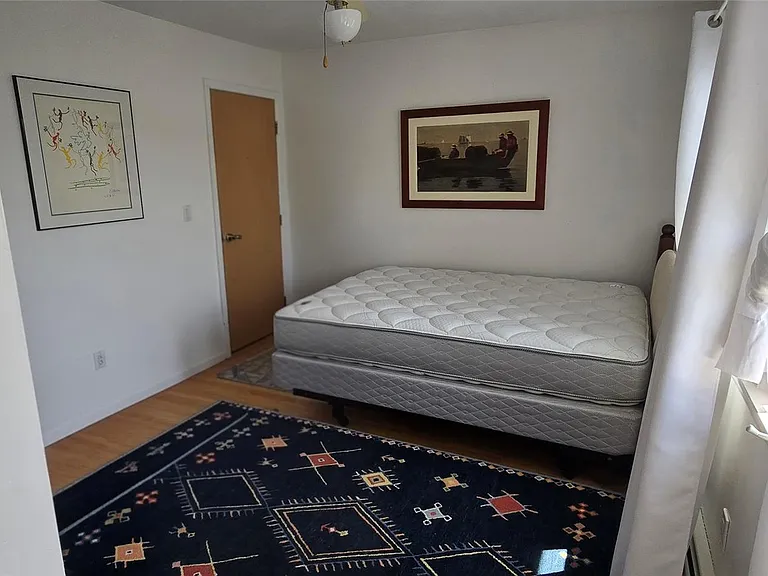 24 Anderson Ave — Photo 10