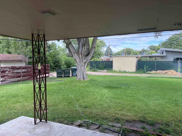 215 S Jefferson Ave, North Platte, NE 69101