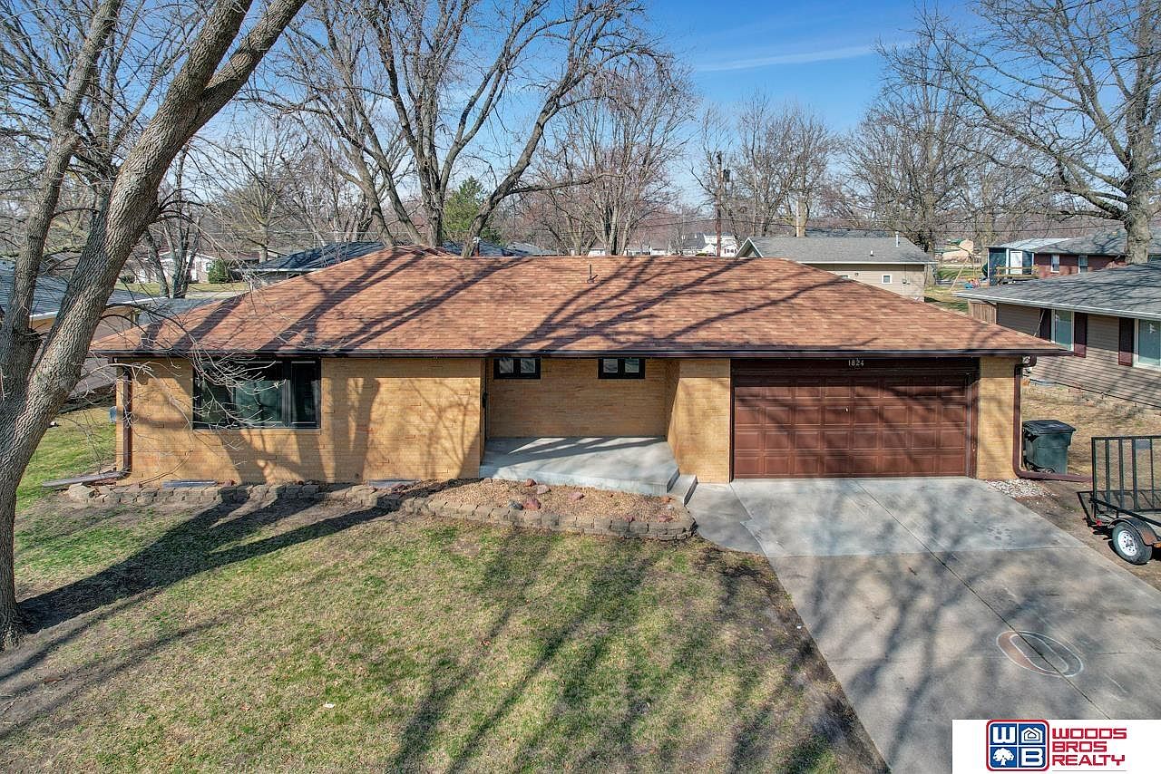 1824 Summit St Beatrice NE 68310 Zillow