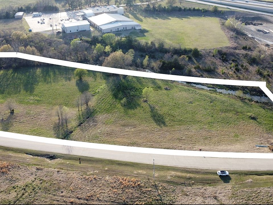 2nd image of Peaceable Rd