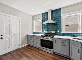 18 Lyon St FLOOR 3, Dorchester, MA 02122