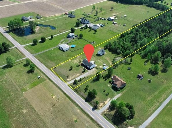 24293 Meherrin Rd, Courtland, VA 23837